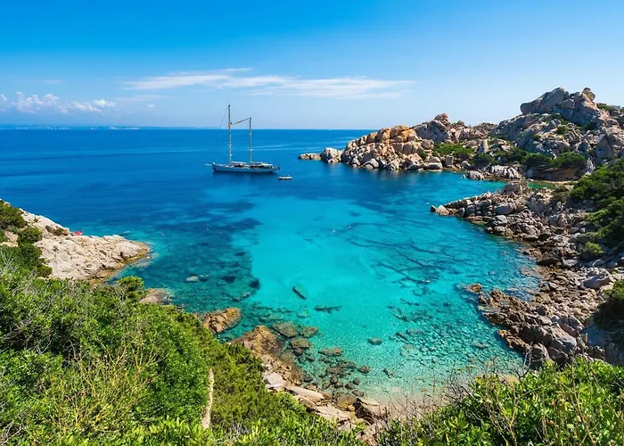Rosmarino In The Center - Happy Santa Teresa Gallura
